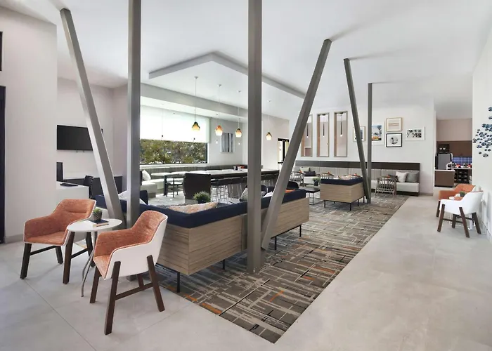 Homewood Suites By Hilton San Diego Central